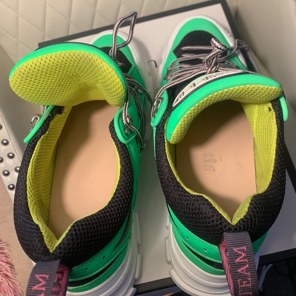- Authentic Green And Black Gucci Flashtrek … - Picture 5 of 9